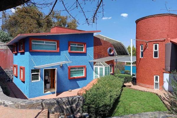 Foto de inmueble en AVENIDA JOSE GONZALEZ VARELA, Col. San Miguel Ajusco C.P. 14700, Tlalpan