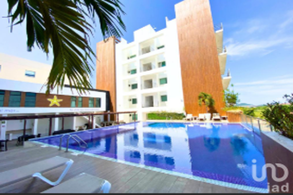 Foto de inmueble en Av. Jose Luis Rice #3486, Col. Marina Mazatlán C.P. 82103, Mazatlán