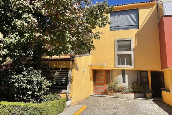 Foto de inmueble en Av. José Maria Castorena, Col. San José de los Cedros C.P. 05200, Cuajimalpa de Morelos