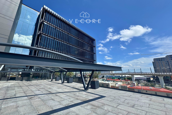 Foto de inmueble en Av. Juan Pablo II, Col. Zapopan Centro C.P. 45100, Zapopan