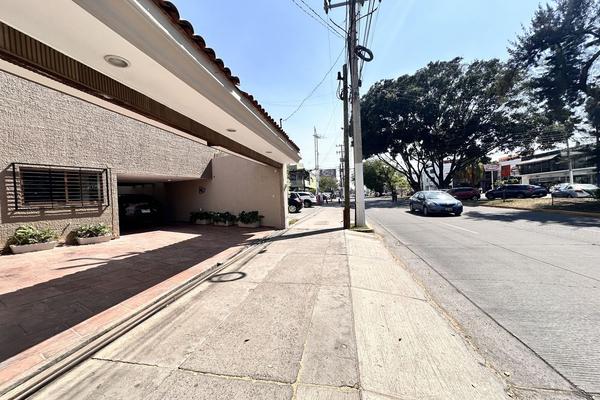 Foto de inmueble en av. juan palomar y arias, Col. Vallarta Universidad C.P. 45110, Zapopan