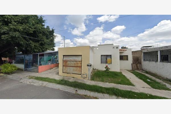 Foto de inmueble en AV JUIGALPA #0, Col. Hacienda Santa Fe C.P. 45653, Tlajomulco de Zúñiga