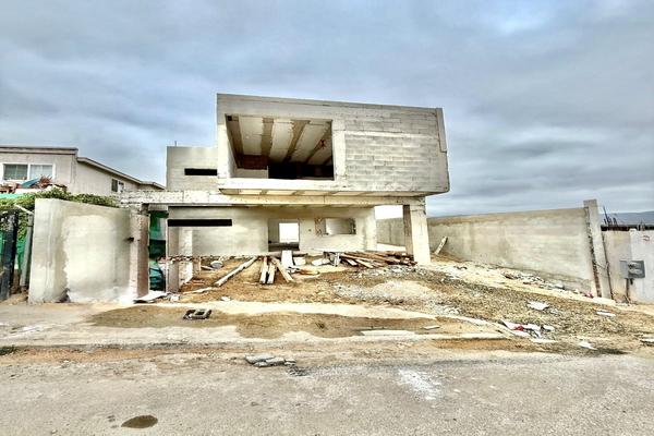 Foto de inmueble en Avenida Kiliwas, Col. Cumbres de La Presa C.P. 22813, Ensenada