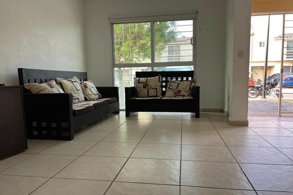 Foto de inmueble en Avenida la gloria #CONDOMINIO LA LLAVE, Col. Residencial Parque La Gloria C.P. 76177, Querétaro