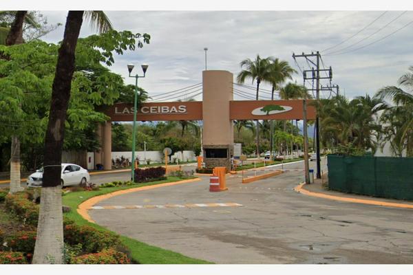 Foto de inmueble en Av. la minerva #000, Col. Las Ceibas C.P. 63735, Bahía de Banderas