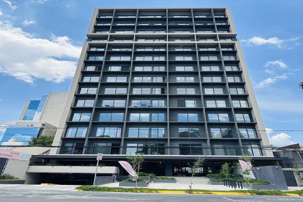 Foto de inmueble en Av la paz, Col. Americana C.P. 44160, Guadalajara