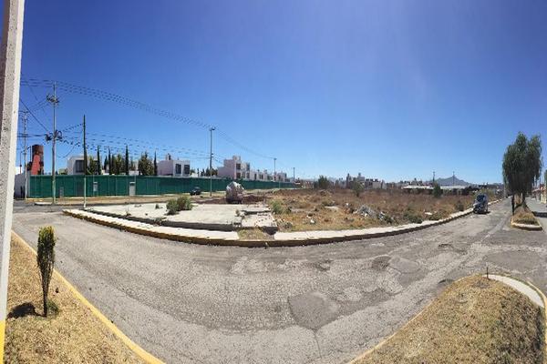 Foto de inmueble en Av. La Principal, Col. Sendero de los Pinos C.P. 42119, Pachuca de Soto
