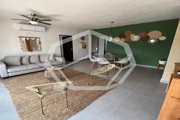 Foto de inmueble en Av. La Rioja, Col. Supermanzana 320 C.P. 77536, Benito Juárez