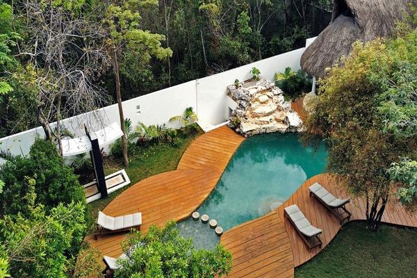Foto de inmueble en Av. La selva, Col. La Veleta C.P. 77760, Tulum