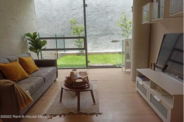 Foto de inmueble en Avenida La viga #1, Col. Prado Churubusco C.P. 04230, Coyoacán