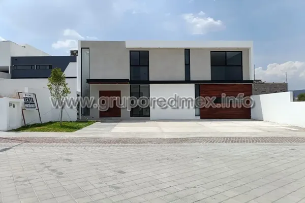 Foto de inmueble en Av. La Vista #1266, Col. Residencial el Refugio C.P. 76146, Querétaro