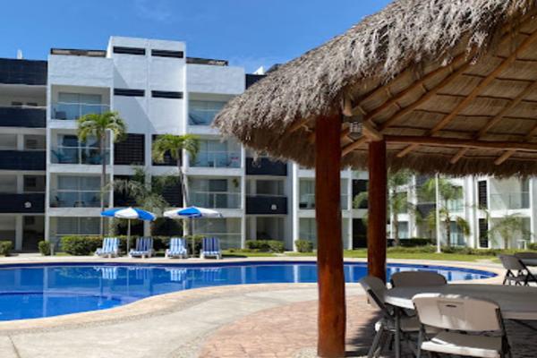 Foto de inmueble en Avenida Las Ceibas #400, Col. Las Perlas C.P. 28869, Manzanillo