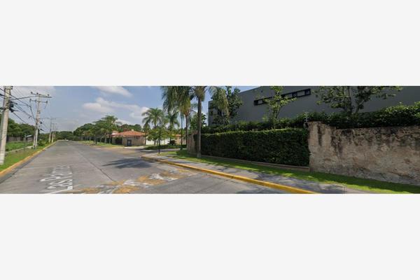 Foto de inmueble en Avenida Las Palmas #100, Col. Villa Magna C.P. 45169, Zapopan