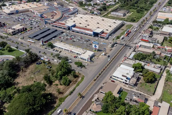Foto de inmueble en Av. Las Palmas #367, Col. El Palmar C.P. 60955, Lázaro Cárdenas