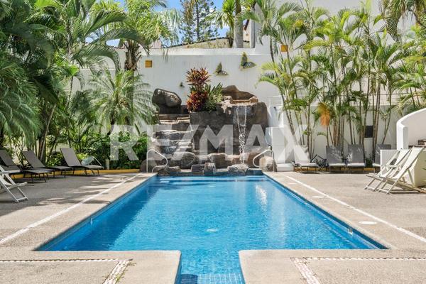 Foto de inmueble en Av. Las Palmas, Col. Dorada C.P. 63732, Bahía de Banderas