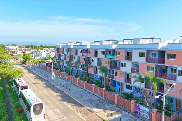 Foto de inmueble en avenida las palmas, Col. Parques las Palmas C.P. 48317, Puerto Vallarta