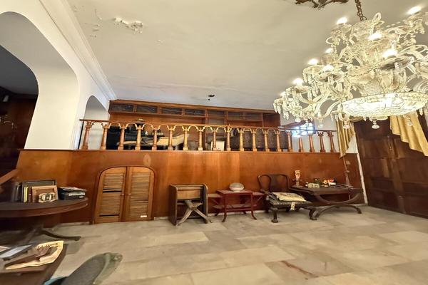 Foto de inmueble en Av Libertad, Col. Americana C.P. 44160, Guadalajara