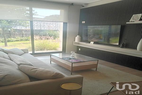 Foto de inmueble en Avenida Lomas Verdes #129, Col. Santa Cruz Acatlán C.P. 53150, Naucalpan de Juárez