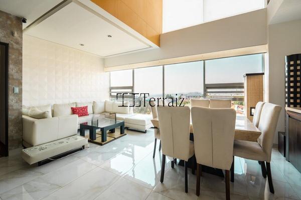 Foto de inmueble en Av Lomas Verdes, Col. Lomas Verdes 1a Sección C.P. 53120, Naucalpan de Juárez