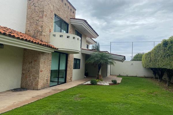 Foto de inmueble en Av. López Mateos, Col. Arboleda Bosques de Santa Anita C.P. 45645, Tlajomulco de Zúñiga