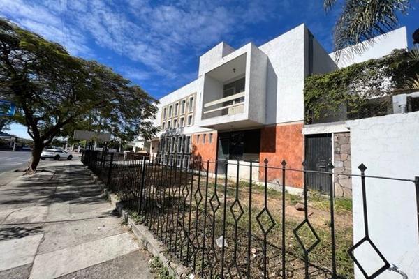 Foto de inmueble en AV LOPEZ MATEOS, Col. Chapalita C.P. 44500, Guadalajara