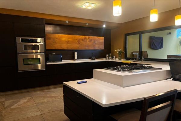 Foto de inmueble en Av. Lopez Mateos Sur, Col. Acueducto San Agustín C.P. 45646, Tlajomulco de Zúñiga