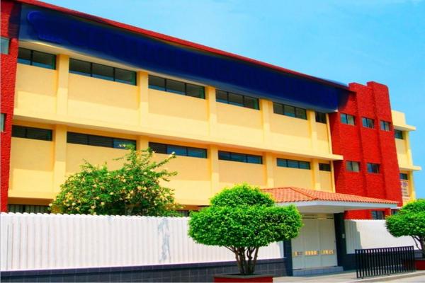 Foto de inmueble en Av. López Mateos, Col. Túxpam de Rodríguez Cano Centro C.P. 92800, Tuxpan