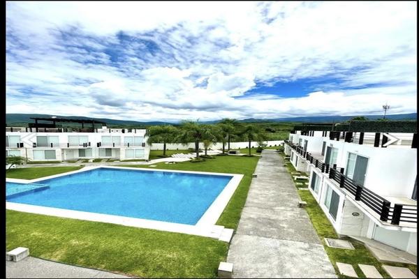 Foto de inmueble en Avenida Los Prados, Col. Oacalco C.P. 62737, Yautepec