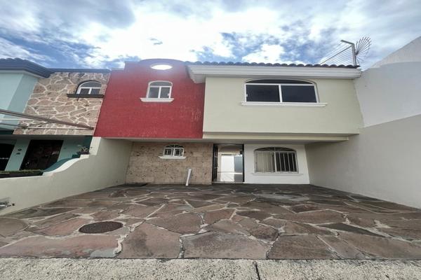 Foto de inmueble en Av. Maestros, Col. Alcalde Barranquitas C.P. 44270, Guadalajara