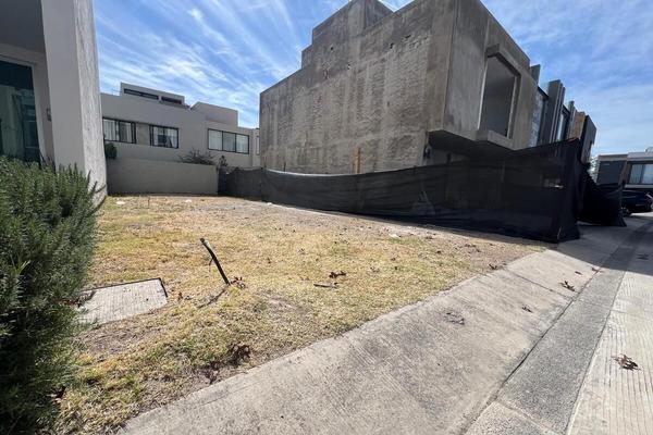 Foto de inmueble en Av. Magallanes, Col. Punto Sur C.P. 45645, Tlajomulco de Zúñiga