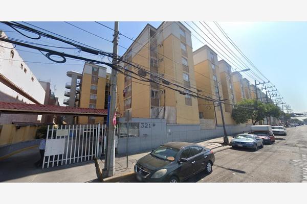 Foto de inmueble en Avenida Manuel Gonzalez #321, Col. San Simón Tolnahuac C.P. 06920, Cuauhtémoc