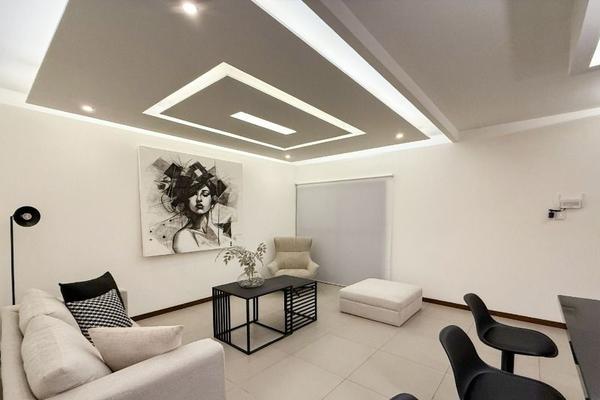 Foto de inmueble en Av. Manuel M. Dieguez, Col. Constitución C.P. 45180, Zapopan