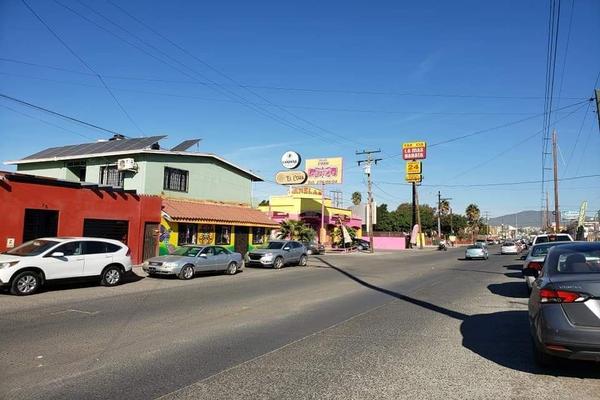 Foto de inmueble en Av. México, Col. Hidalgo C.P. 22880, Ensenada
