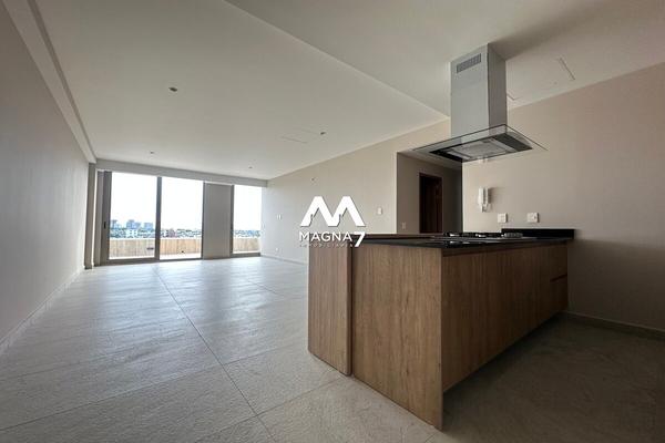 Foto de inmueble en Av México, Col. Ladrón de Guevara C.P. 44600, Guadalajara
