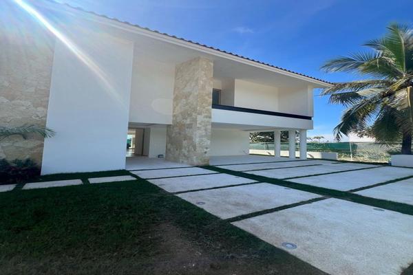 Foto de inmueble en av mexico, Col. Nuevo Vallarta C.P. 63735, Bahía de Banderas