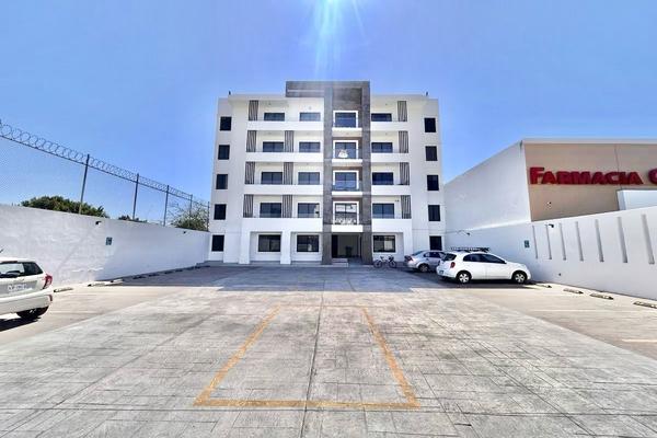 Foto de inmueble en Av. Miguel Alemán, Col. Playas del Sur C.P. 82040, Mazatlán