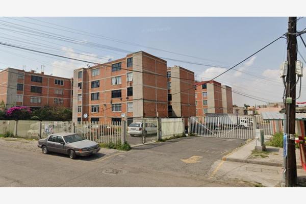 Foto de inmueble en AV MIGUEL HIDALGO #154, Col. Jardines de Morelos Sección Bosques C.P. 55070, Ecatepec de Morelos