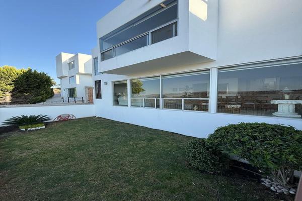 Foto de inmueble en Av. Misión Conca, Col. Misión de Concá C.P. 76149, Querétaro