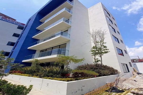 Foto de inmueble en AV. MORELOS, Col. Morelos C.P. 62389, Cuernavaca
