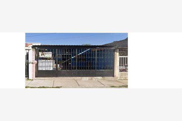 Foto de inmueble en AV MORON #204, Col. Tlajomulco Centro C.P. 45640, Tlajomulco de Zúñiga