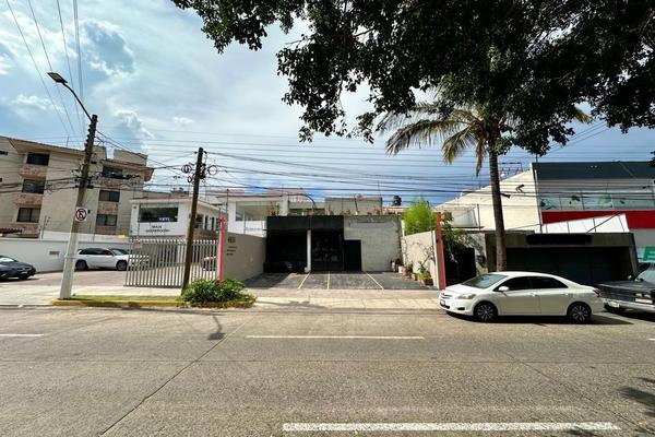 Foto de inmueble en Avenida Naciones Unidas #4838, Col. Jardines Universidad C.P. 45110, Zapopan