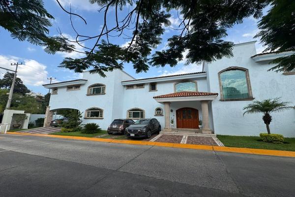 Foto de inmueble en Av Naciones Unidas, Col. Loma Real C.P. 45129, Zapopan