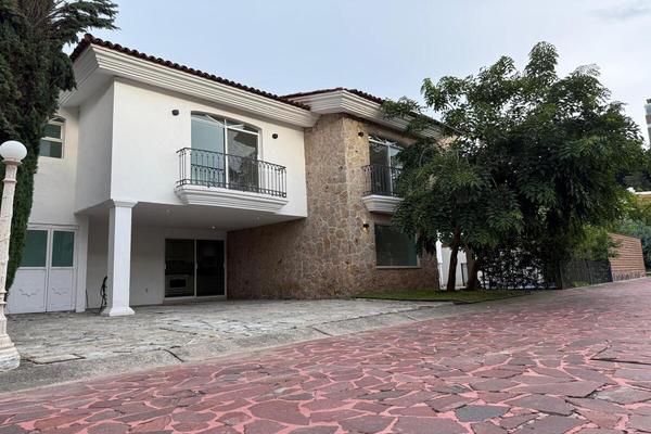 Foto de inmueble en Av Naciones Unidas, Col. Lomas Del Valle C.P. 45129, Zapopan