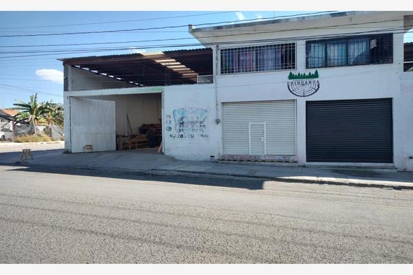 Foto de inmueble en AV. NAVARRA #102, Col. Jardines de Azucenas C.P. 76116, Querétaro
