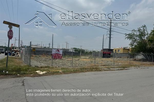 Foto de inmueble en Avenida Nuevo León #121, Col. Nova Apodaca C.P. 66605, Apodaca