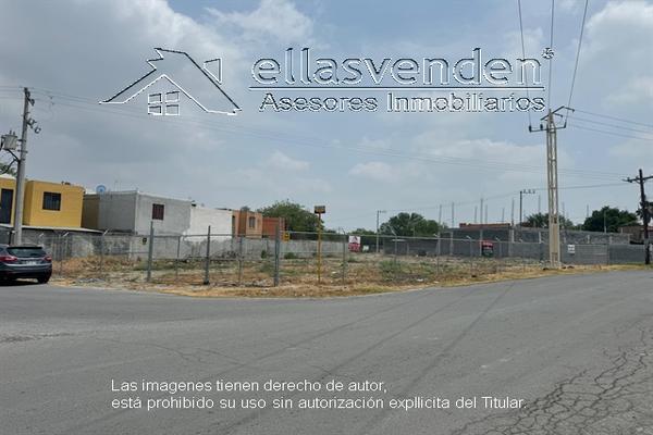 Foto de inmueble en Avenida Nuevo León #121, Col. Nova Apodaca C.P. 66605, Apodaca