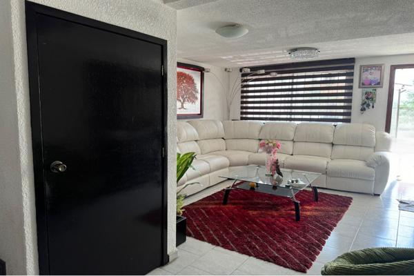 Foto de inmueble en Avenida Océano Atlántico #29, Col. Lomas Lindas I Sección C.P. 52947, Atizapán de Zaragoza
