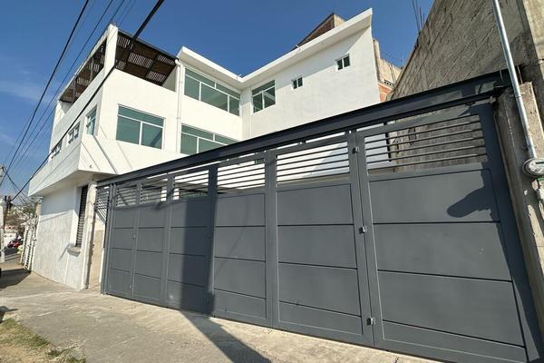 Foto de inmueble en Av. Océano Pacífico, Col. Lomas Lindas I Sección C.P. 52947, Atizapán de Zaragoza