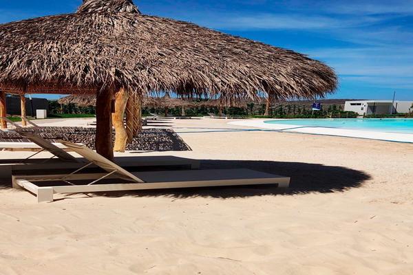 Foto de inmueble en Av. oscar perez escobosa, Col. Chulavista C.P. 82124, Mazatlán
