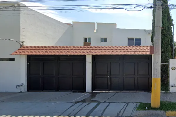 Foto de inmueble en Avenida Oxígeno #00, Col. El Condado Plus C.P. 37218, León